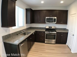 24236 Lilac Ln, Lake Elsinore, CA 92532