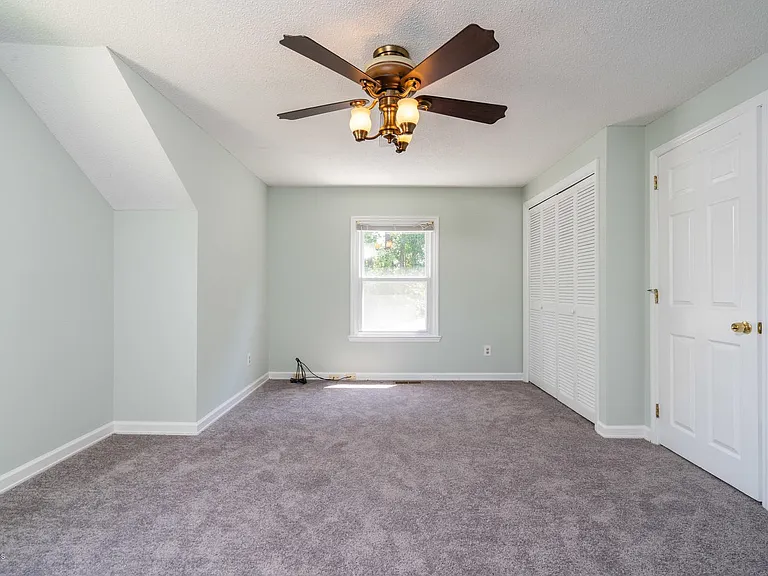 804 Cheryl Ln — Photo 16