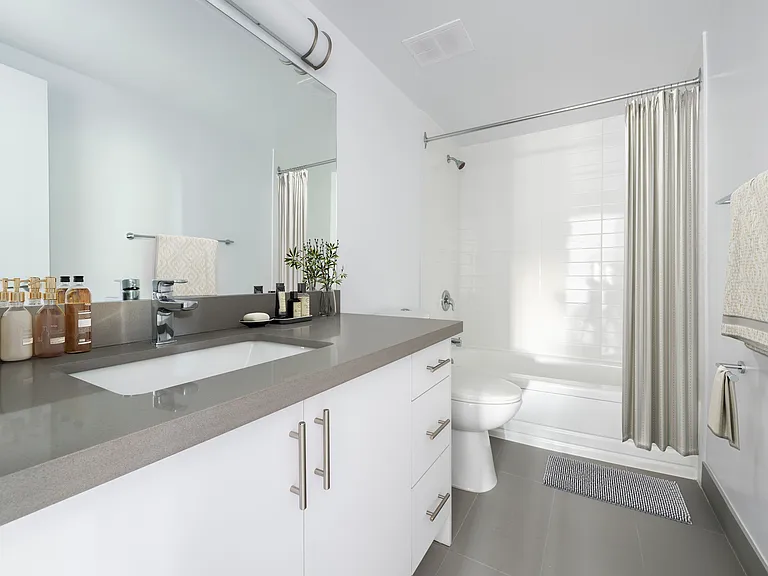 45 Dunfield Ave — Photo 8