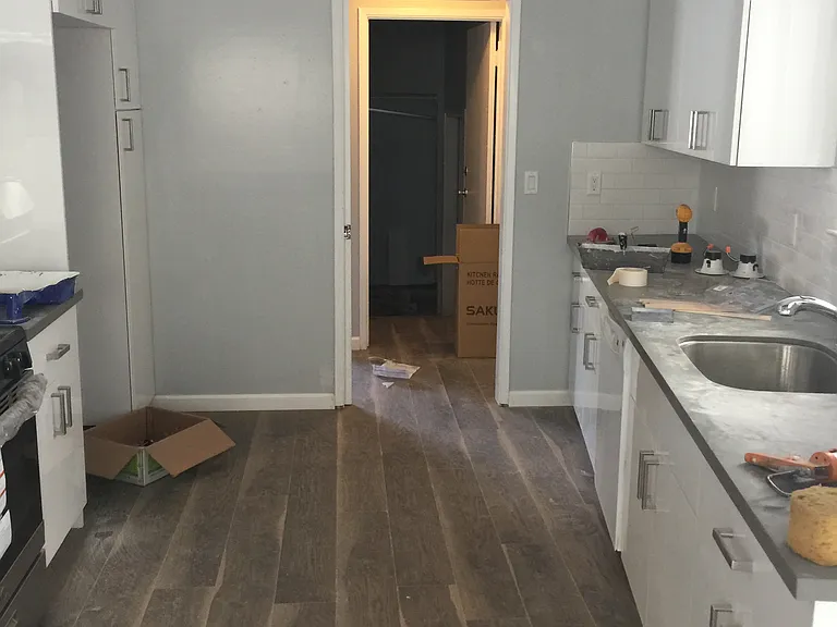 7 Ashton Ave #7 — Photo 6