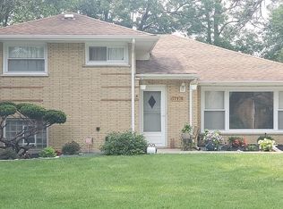 17418 Bryant Ln, Hazel Crest, IL 60429