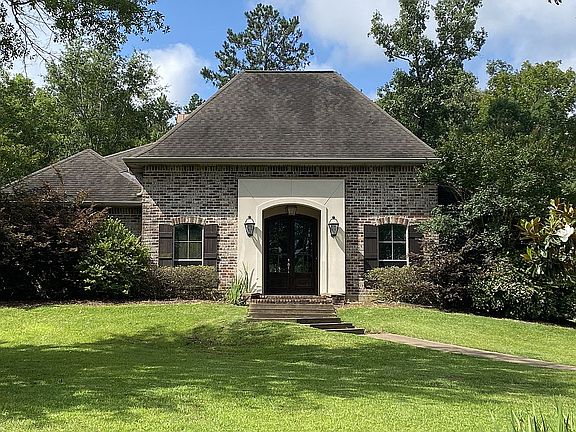 2nd image of 1429 Lake Dr