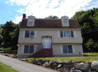 95 Cambridge Rd, Woburn, MA 01801
