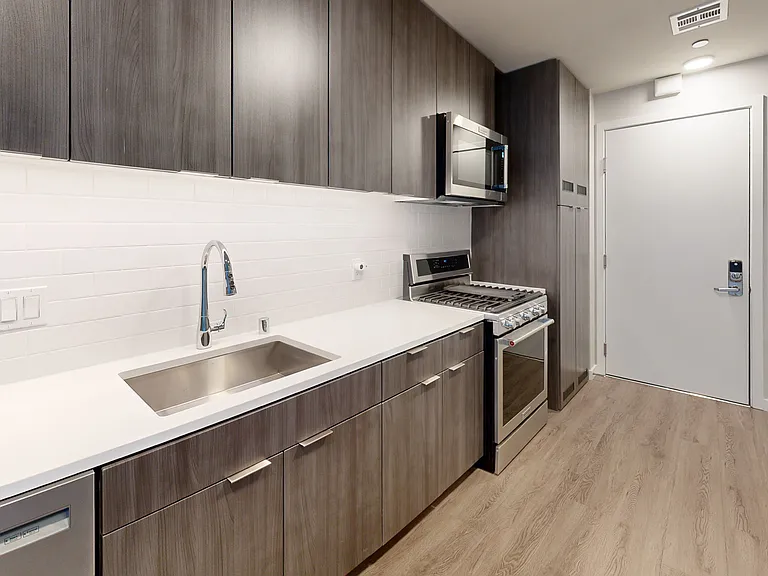 Residences at Lake Merritt — Photo 35
