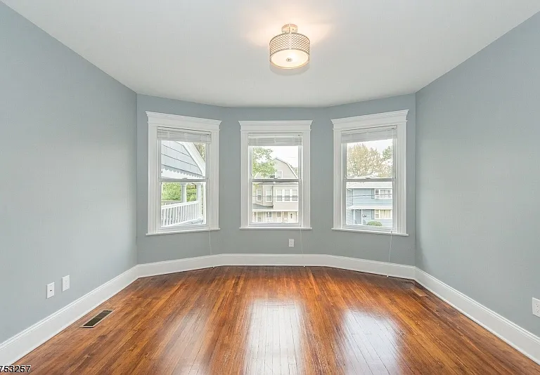 34 N Willow St #2 — Photo 9