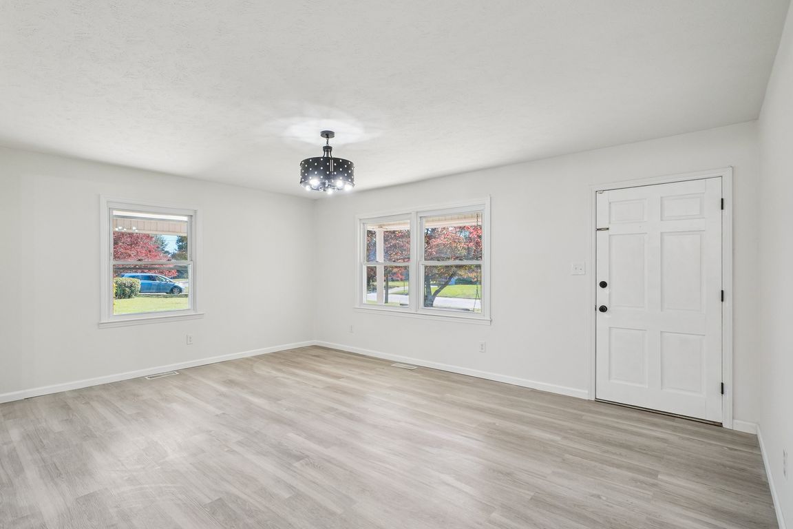 next background image