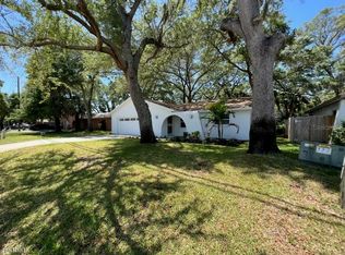 5664 71st St N, Saint Petersburg, FL 33709