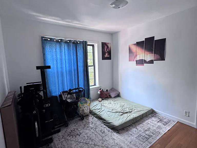 184 Van Buren St #1 — Photo 6