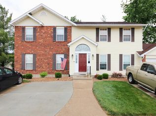 513 Starwood Dr, Saint Peters, MO 63376