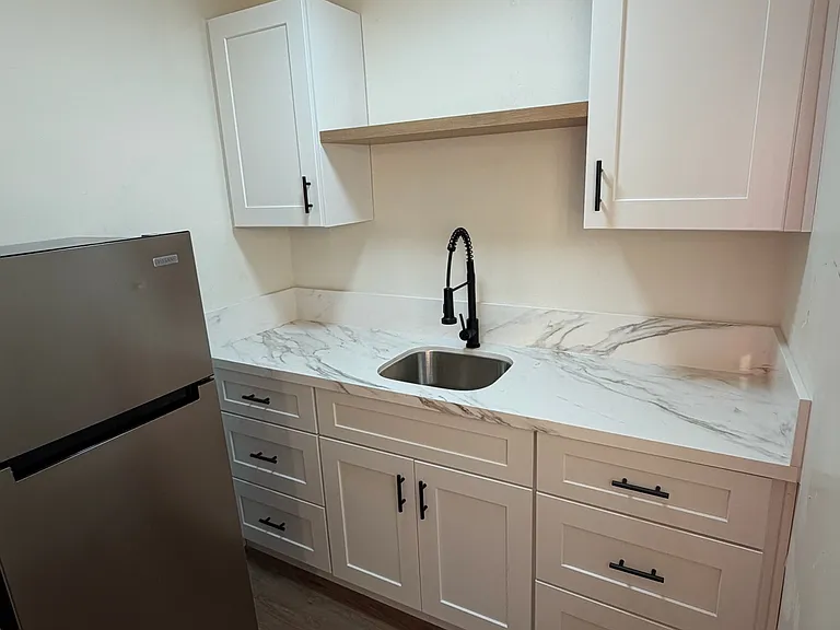 32568 Kentucky St #2 — Photo 4