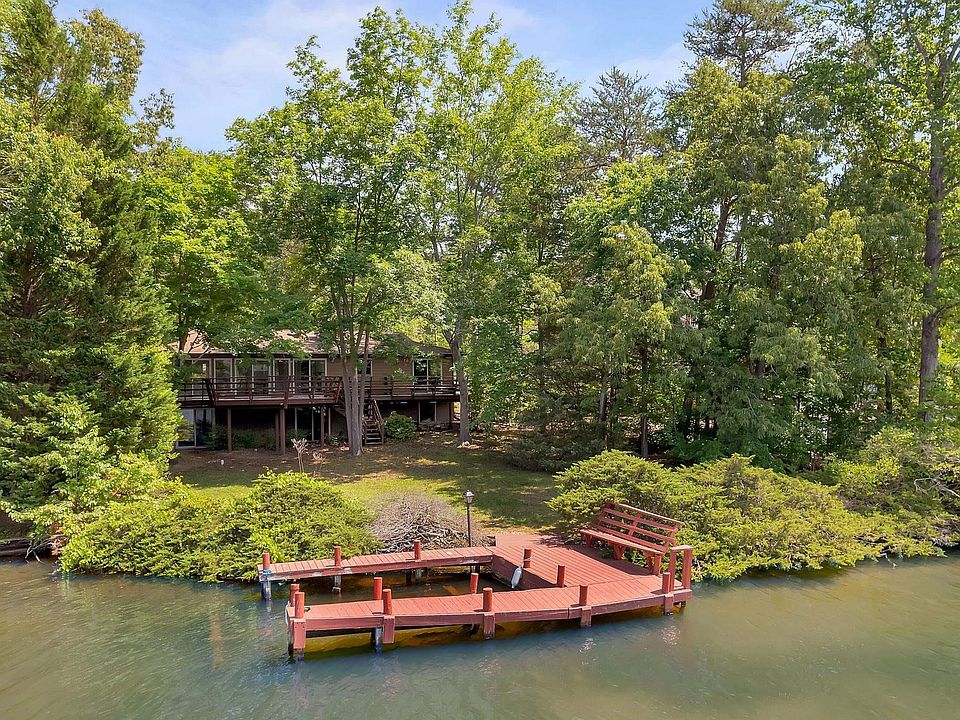 1st image of 39 Bolling Cir