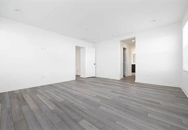 1018 Crestline Rd — Photo 11