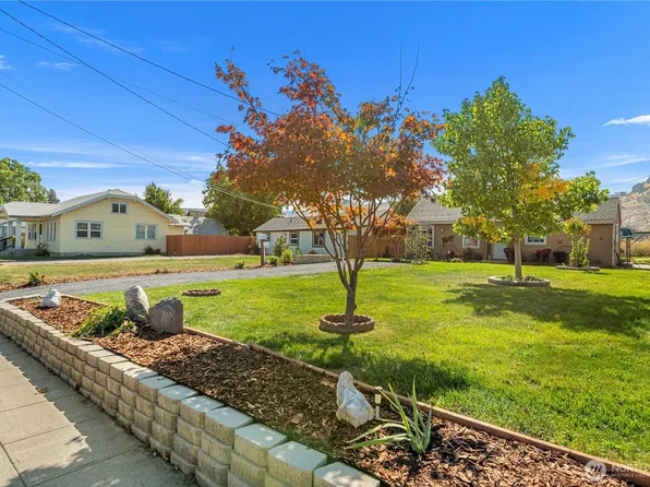 96 Fuller St., Wenatchee, WA 98801
