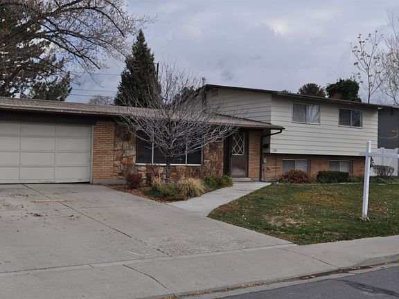2nd image of 205 S Inglewood Dr