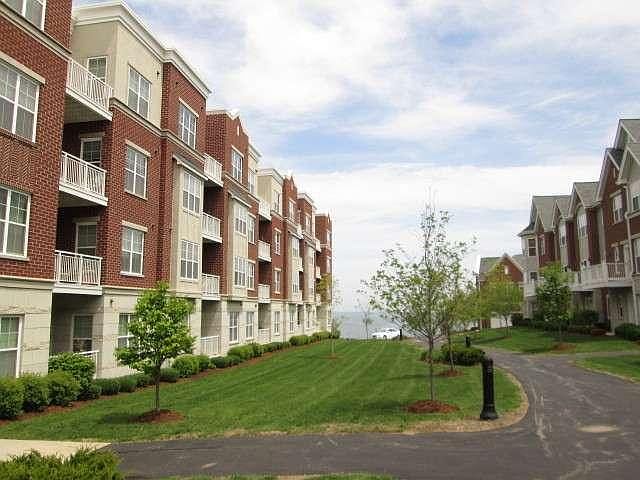 1st image of 3872 S Lake Dr #217