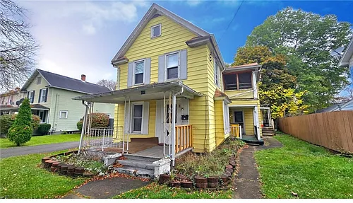 600 Hart St Photo 1
