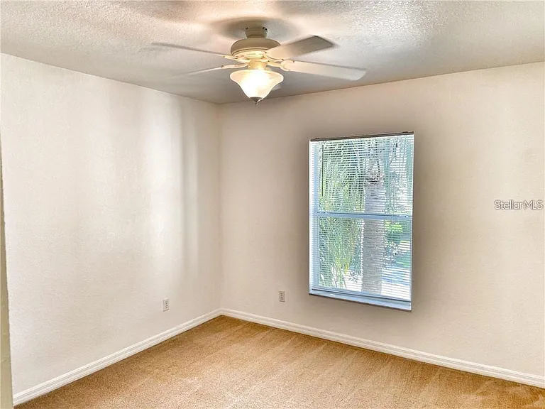 915 Fairwaycove Ln #208 — Photo 19