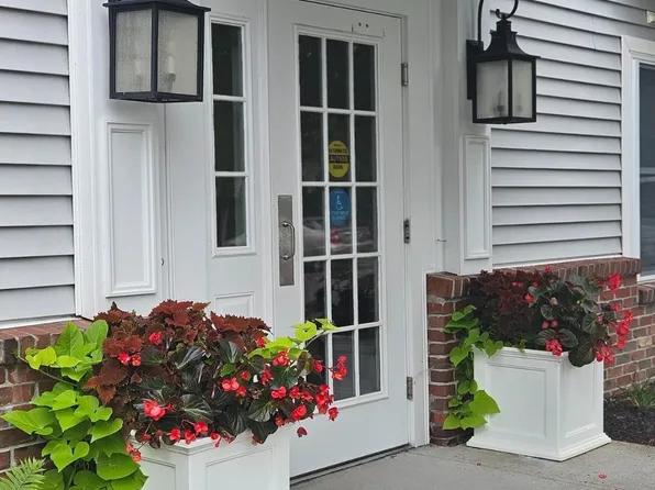 100C Danbury Rd #2M, Ridgefield, CT 06877