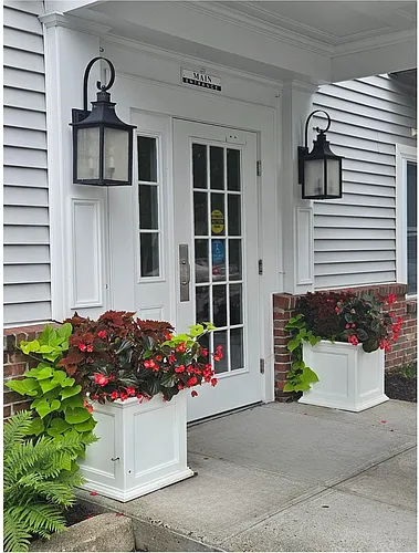 100C Danbury Rd #2M Photo 1