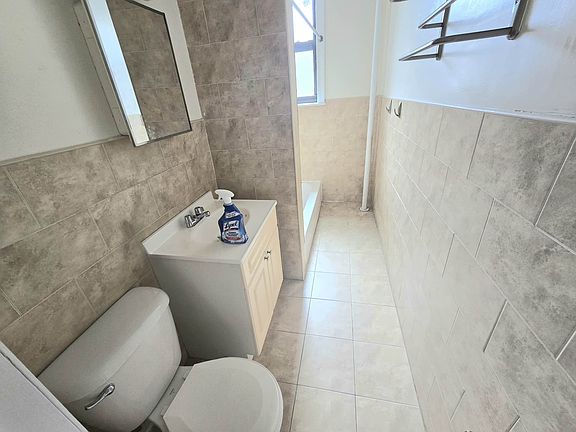 4th image of 18 E 21st St #4F