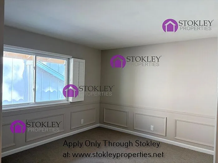 637 Tarrytown Ct — Photo 16