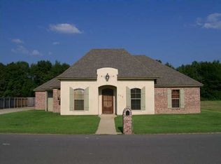 150 Christian Point Rd, Opelousas, LA 70570