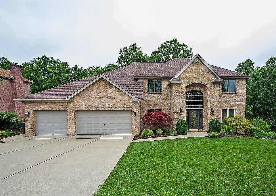 1st image of 2500 Lindale Ct