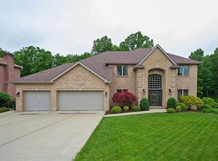 2500 Lindale Ct, North Huntingdon, PA