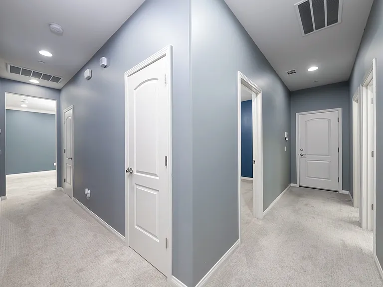 2624 Oakley St — Photo 14
