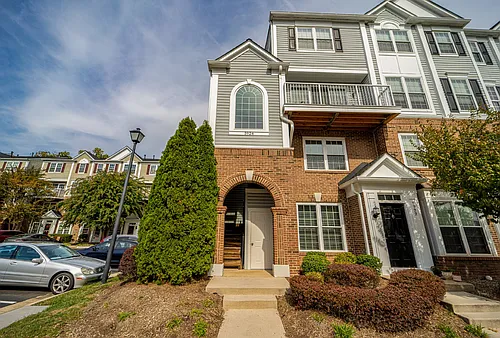 5924 Terrapin Pl #302 Photo 1