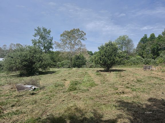 2nd image of 4770 Enlow Rd
