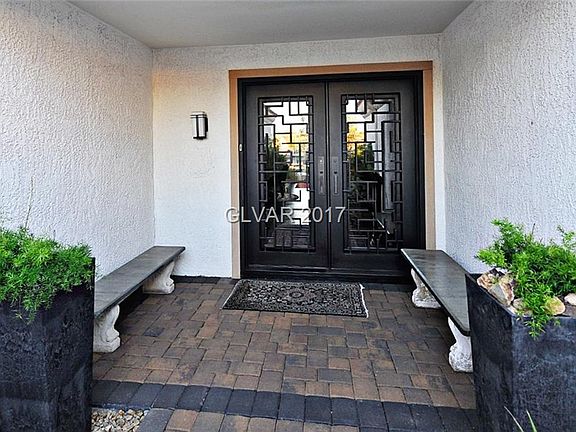 2nd image of 2621 Sungold Dr
