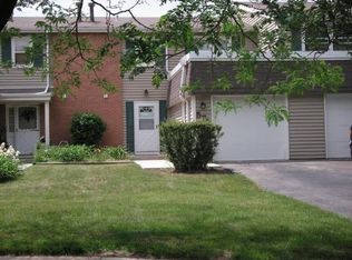 573 Thomas Rd, Bolingbrook, IL 60440