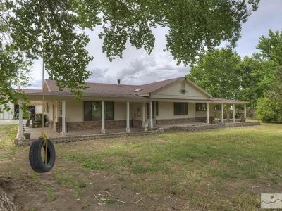 1165 Jennys Ln, Fernley, NV, 89408
