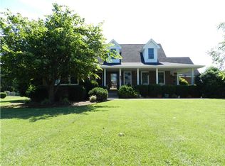 4156 Meadow View Cir, Pleasant View, TN 37146