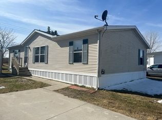 28985 Applewood #W004, Flat Rock, MI 48134