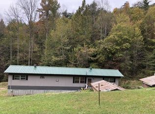 122 Ed Stout Hollow Rd, Hampton, TN 37658