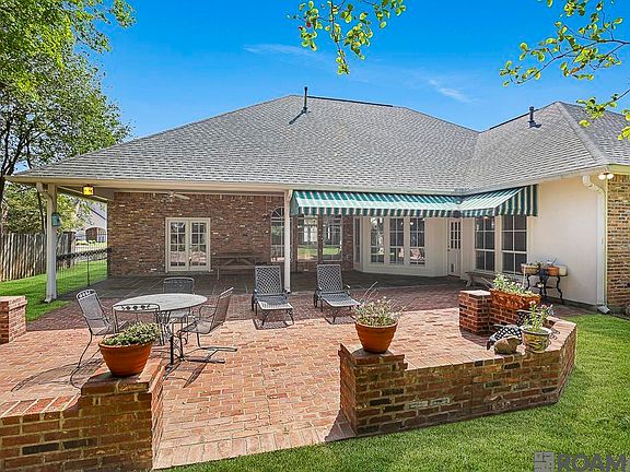 3rd image of 2310 Dove Hollow Dr