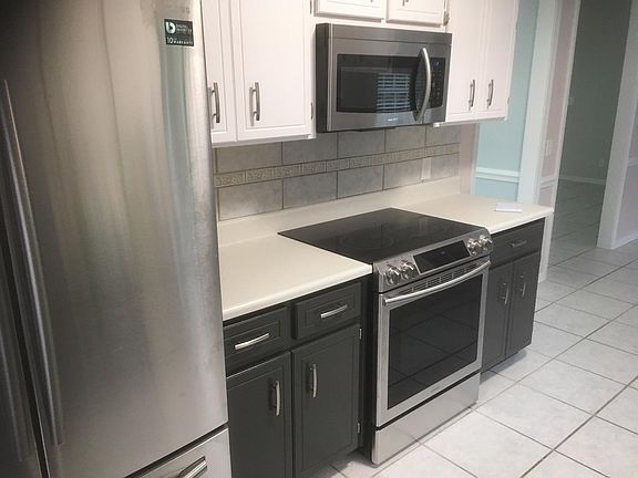 2nd image of 3030 Keats Dr