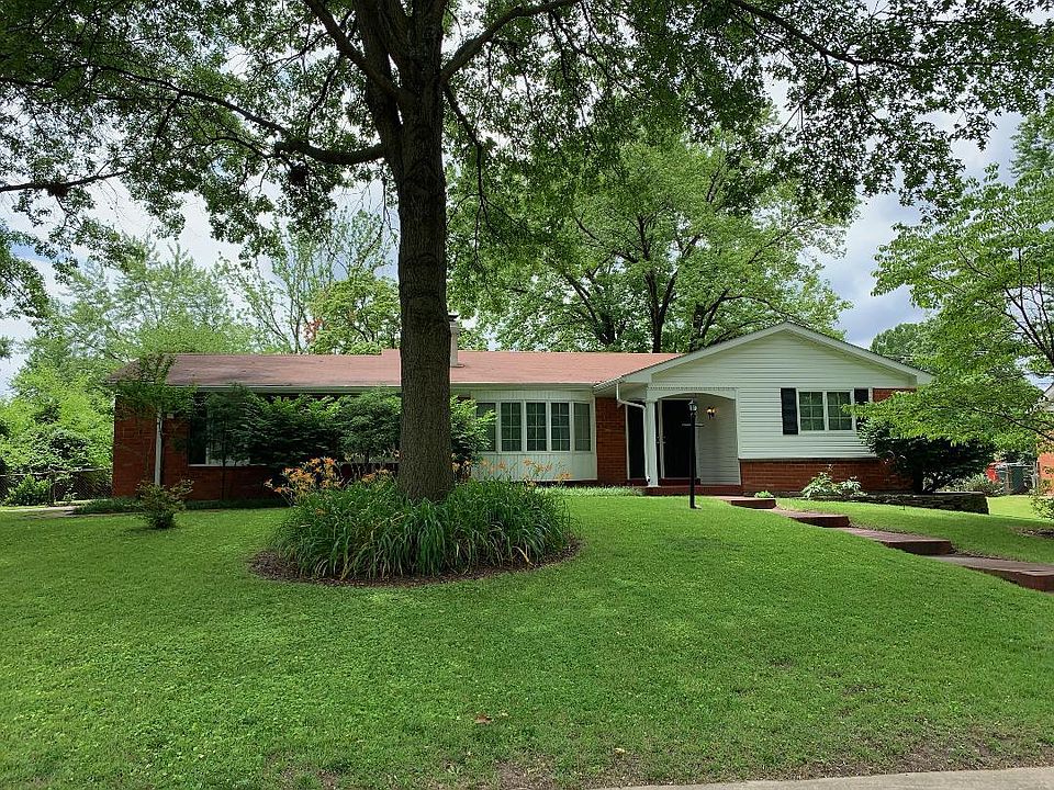 1st image of 2815 Devonshire Dr