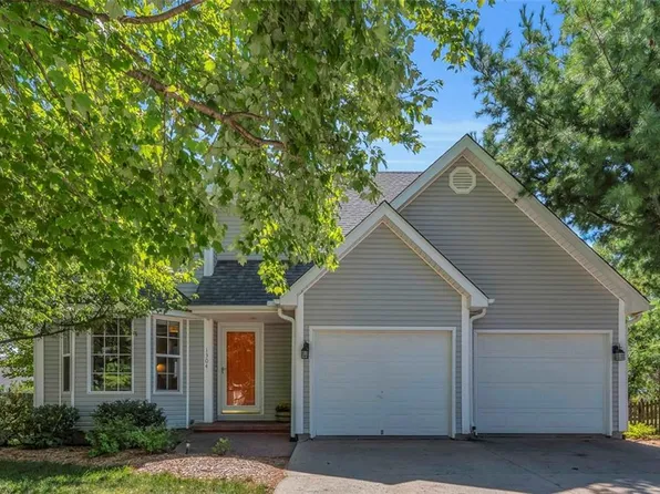 1304 River Run Dr, Platte City, MO 64079