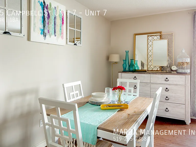 35 Campbell St #7 — Photo 8
