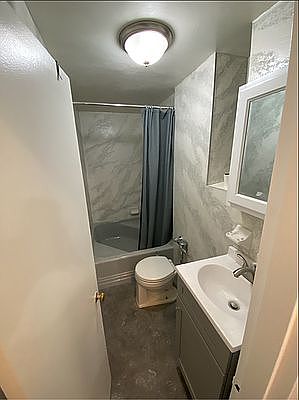 5th image of 238 E 82nd St APT 1D
