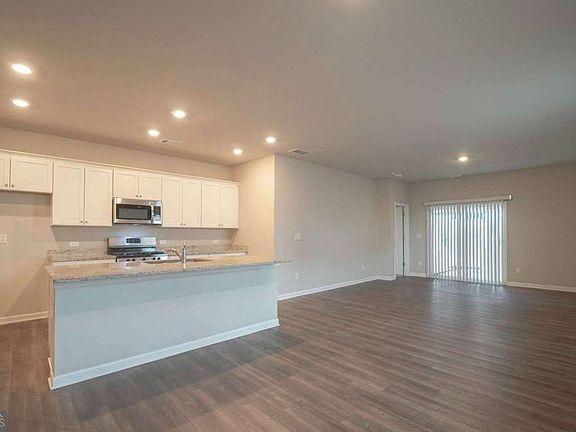 4th image of 337 Amsterdam Way