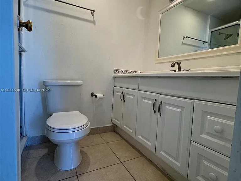 210 172nd St #429 — Photo 8