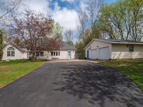 1155 1st Ave NW, Pine City, MN 55063