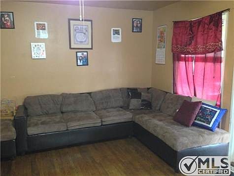 4th image of 2818 E 10th St