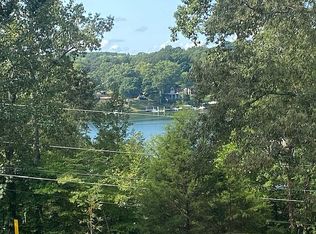 1179 Penobscot Dr, Soddy Daisy, TN 37379