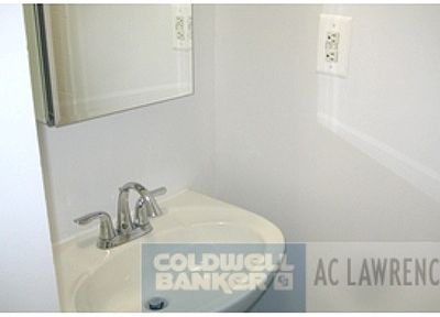 2nd image of 539 E 78th St APT 3a
