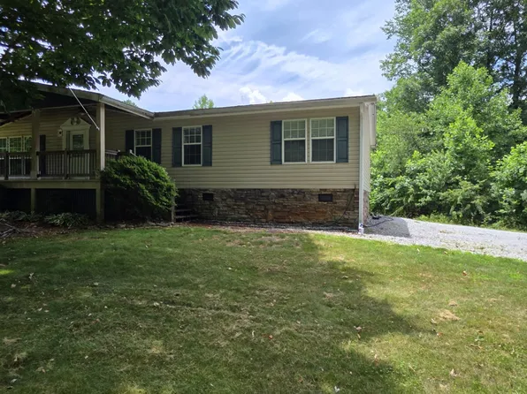 2813 Germany Rd, Clayton, GA 30525